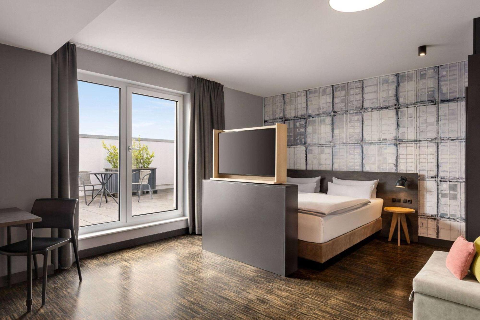 Vienna House Easy By Wyndham Hotel 3*